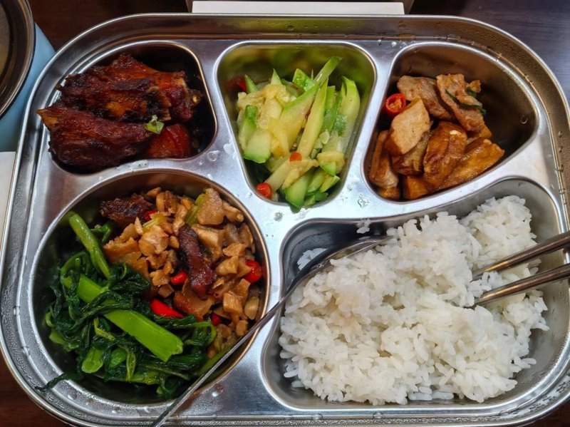 城市食堂的贴心解决方案：团餐配送